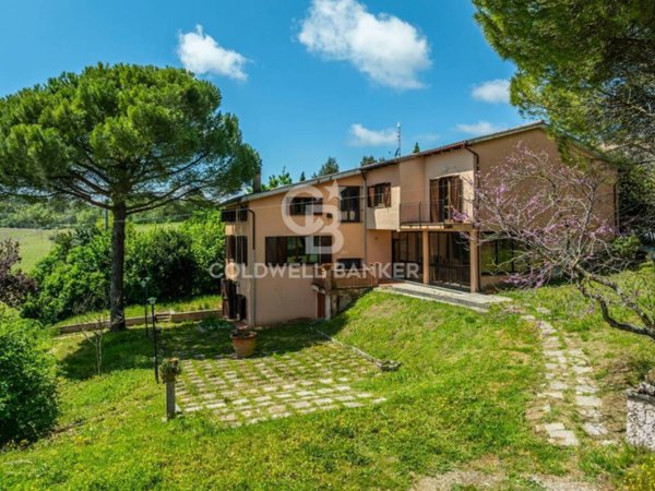 casa indipendente in vendita a Perugia in zona Canneto