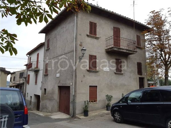 casa semindipendente in vendita a Perugia in zona Pila