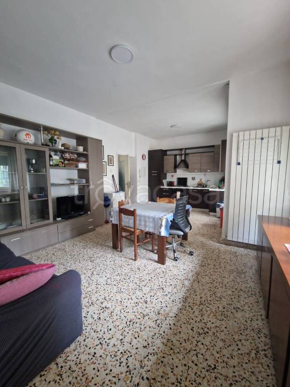 appartamento in vendita a Perugia in zona Filosofi