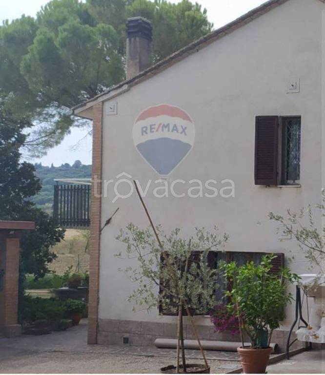 casa indipendente in vendita a Perugia in zona Montebello