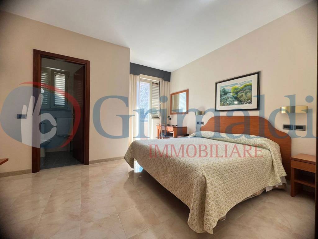 negozio in vendita a Perugia
