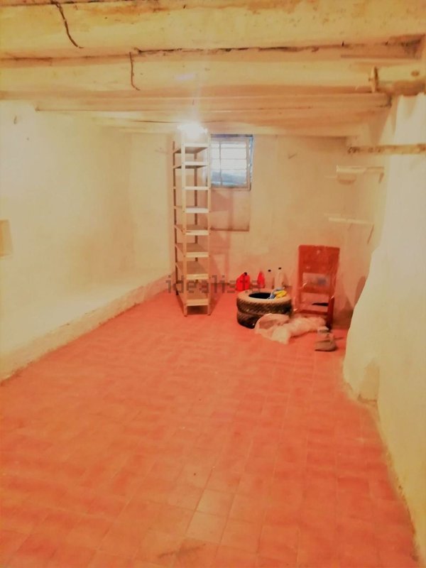locale di sgombero in vendita a Perugia in zona Elce