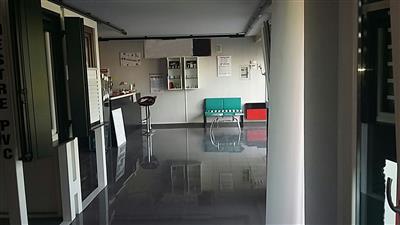 locale di sgombero in vendita a Perugia in zona Sant'Andrea delle Fratte