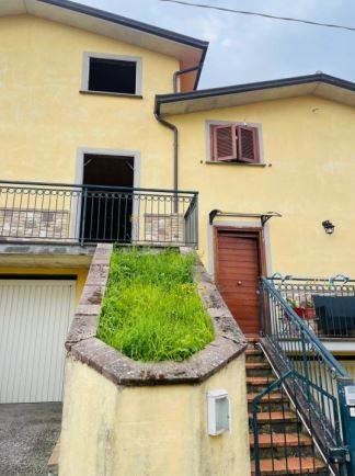 villa in vendita a Perugia in zona Fratticiola Selvatica