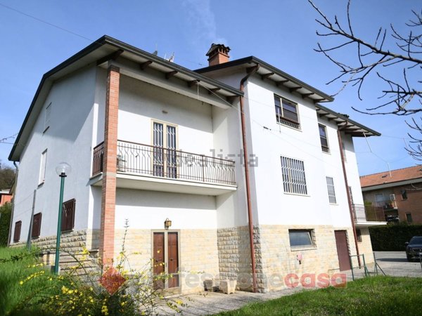 casa indipendente in vendita a Perugia in zona Ponte Valleceppi