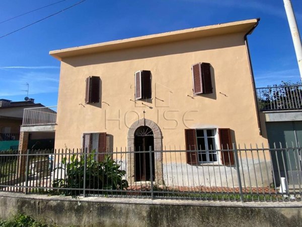 appartamento in vendita a Perugia in zona Centro Città
