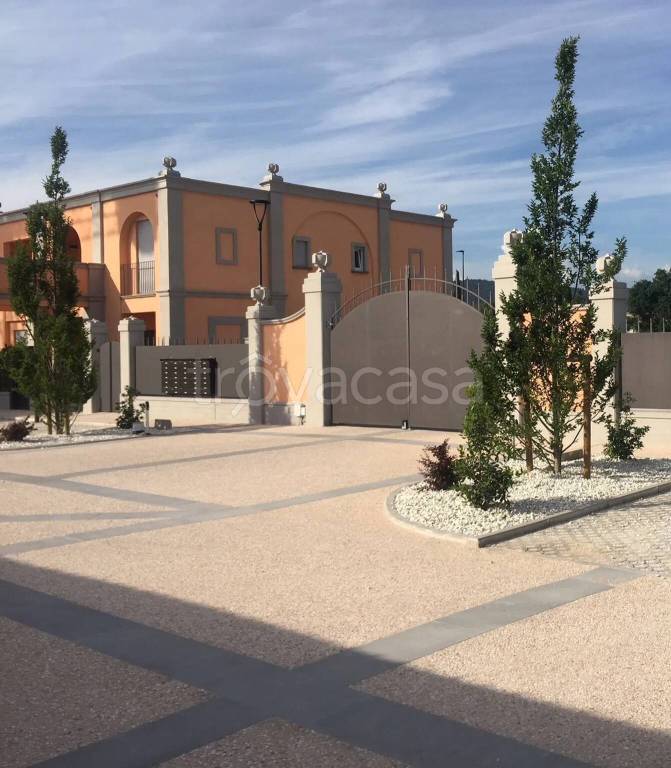 casa indipendente in vendita a Perugia in zona San Sisto