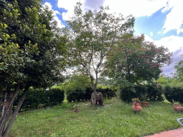 casa indipendente in vendita a Perugia in zona Montelaguardia