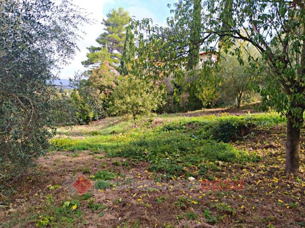 casa indipendente in vendita a Perugia in zona Canneto