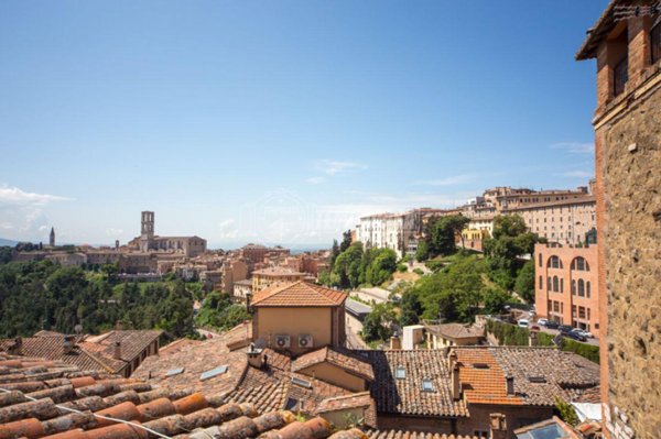 appartamento in vendita a Perugia in zona Centro Città