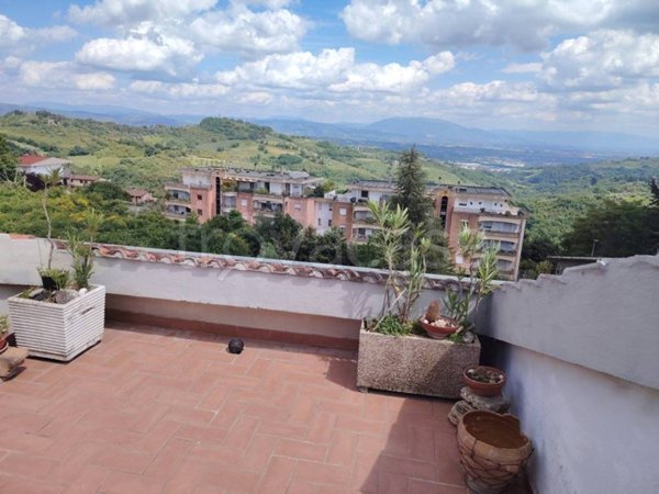 appartamento in vendita a Perugia in zona Montelaguardia