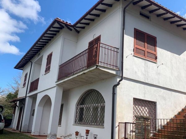 casa indipendente in vendita a Perugia in zona Ponte Felcino
