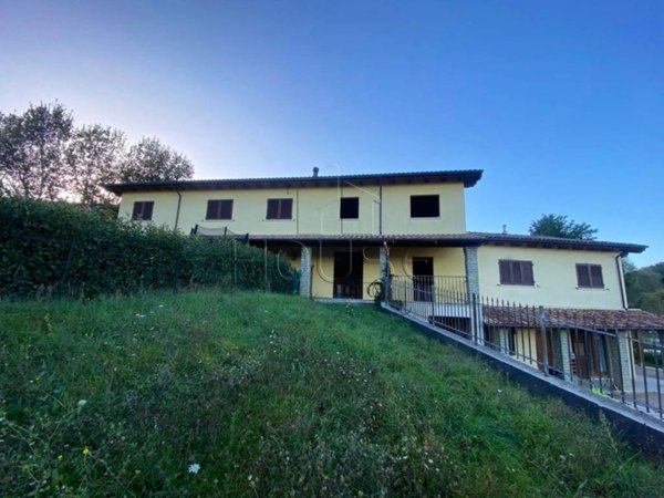 casa indipendente in vendita a Perugia in zona Solfagnano