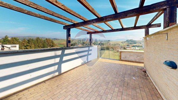 appartamento in vendita a Perugia in zona Pianello