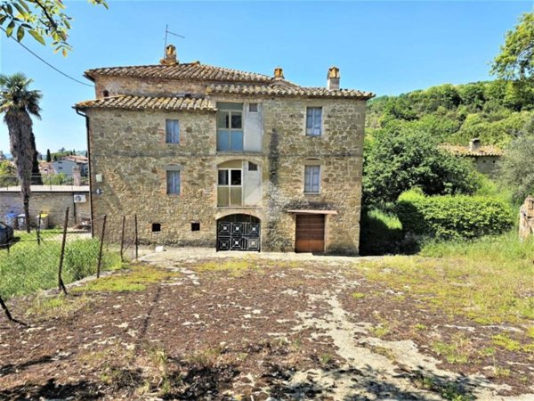 casa indipendente in vendita a Perugia in zona Pianello