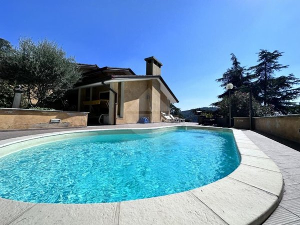 casa indipendente in vendita a Perugia in zona San Sisto