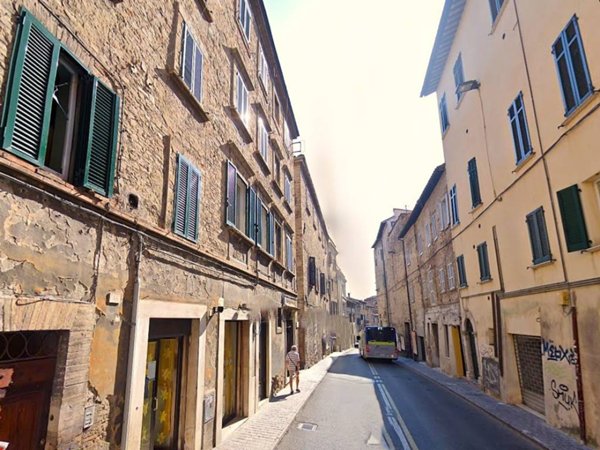 appartamento in vendita a Perugia in zona Centro Città