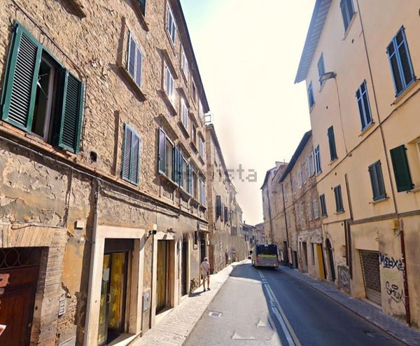 appartamento in vendita a Perugia in zona Centro Città