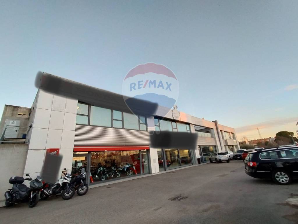 ufficio in vendita a Perugia in zona Centro Città