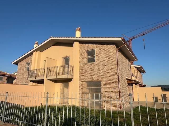 casa indipendente in vendita a Perugia in zona San Martino In Campo