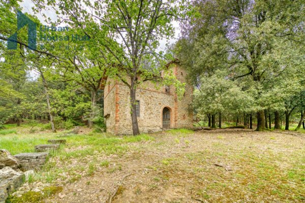 casa indipendente in vendita a Perugia in zona Mugnano