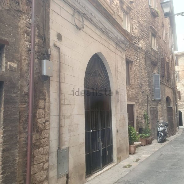 appartamento in vendita a Perugia in zona Centro Città