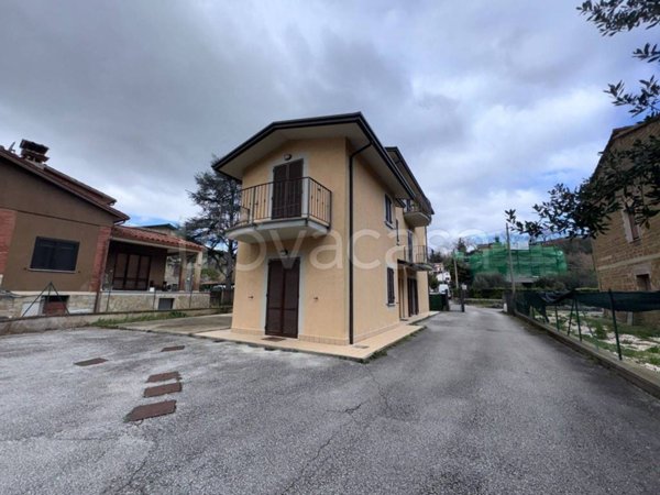 appartamento in vendita a Perugia in zona Pianello