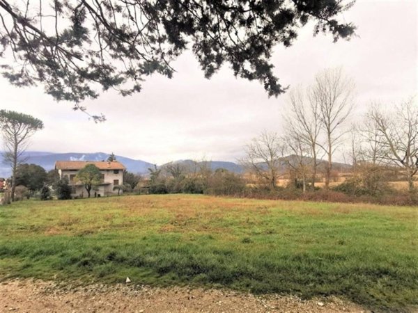 terreno agricolo in vendita a Perugia in zona Solfagnano