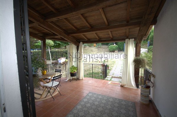 casa indipendente in vendita a Perugia in zona Montelaguardia