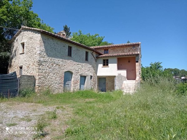 casa indipendente in vendita a Perugia in zona Prepo
