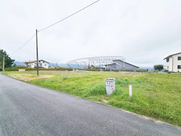 terreno agricolo in vendita a Perugia in zona Parlesca