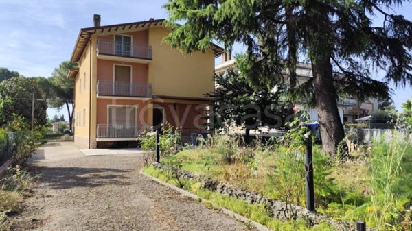 appartamento in vendita a Perugia in zona Montebello