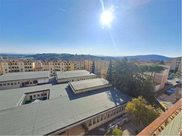appartamento in vendita a Perugia in zona Centro Città