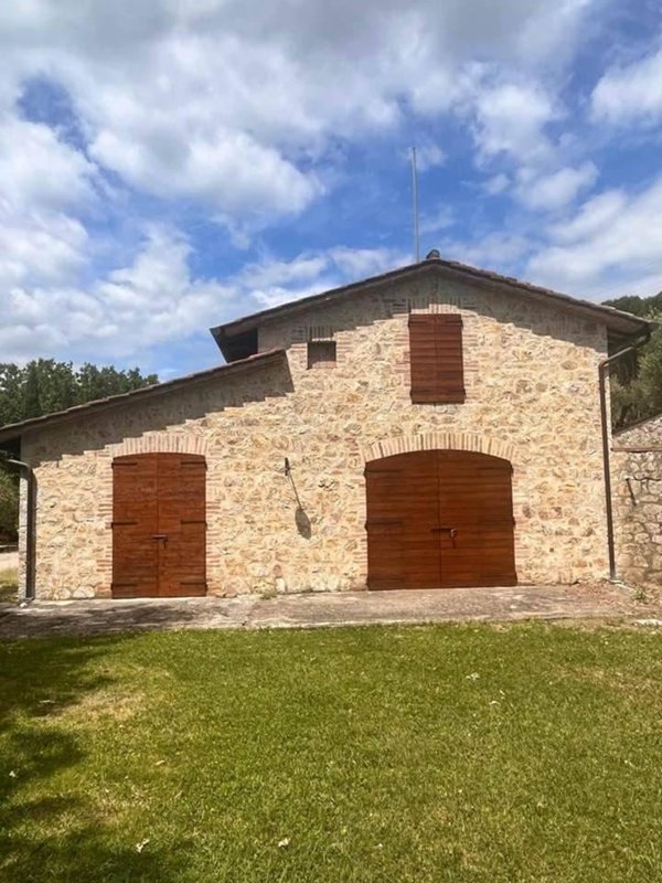 casa indipendente in vendita a Perugia in zona Santa Lucia