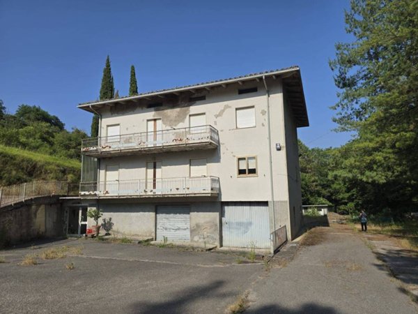 casa indipendente in vendita a Perugia in zona Montelaguardia