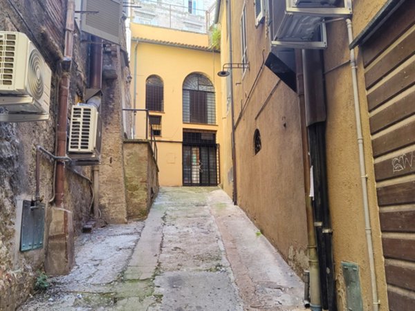 intera palazzina in vendita a Perugia in zona Centro Città