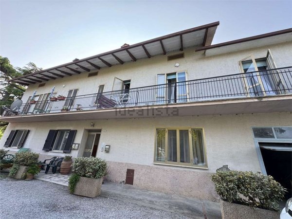 casa indipendente in vendita a Perugia in zona Mugnano