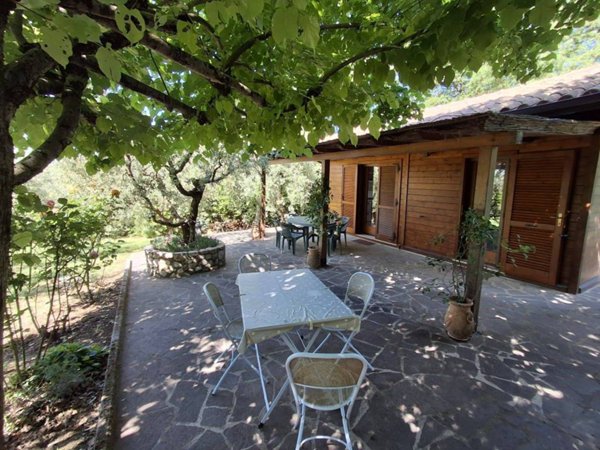 casa indipendente in vendita a Perugia in zona Cenerente