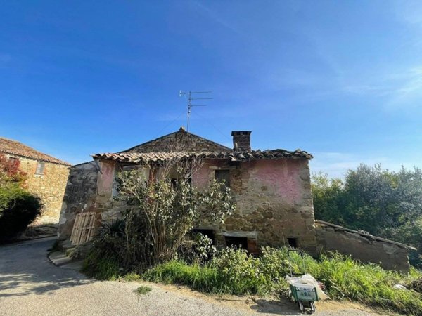 casa indipendente in vendita a Perugia in zona Fontignano