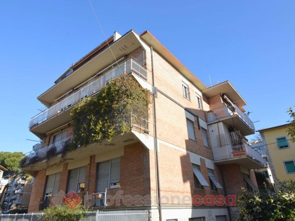 appartamento in vendita a Perugia in zona Ferro di Cavallo
