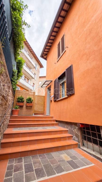 casa indipendente in vendita a Perugia in zona Centro Città