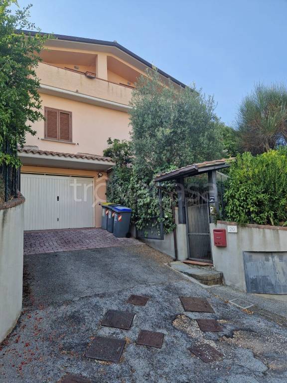 casa indipendente in vendita a Perugia in zona Cordigliano