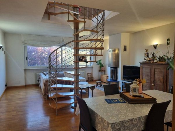 casa indipendente in vendita a Perugia in zona Villa Pitignano