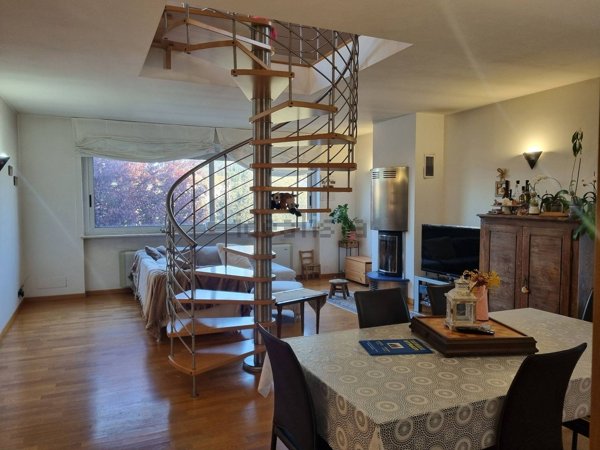 casa indipendente in vendita a Perugia in zona Villa Pitignano