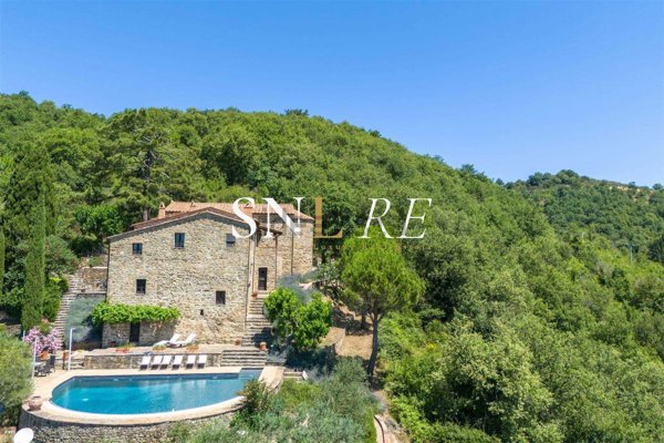 casa indipendente in vendita a Perugia in zona Case Bruciate