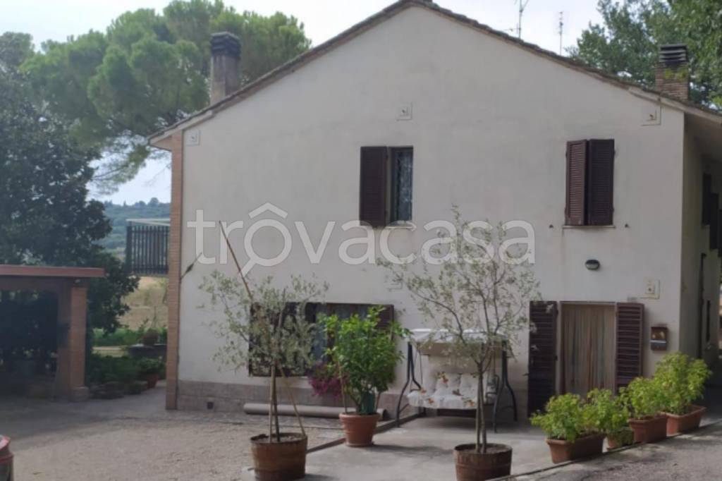 appartamento in vendita a Perugia in zona Montebello