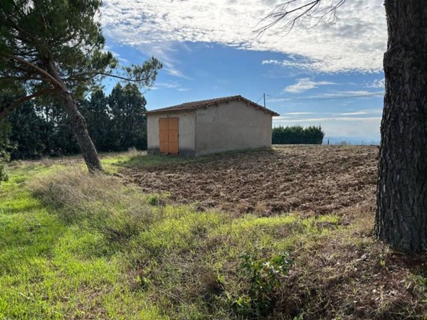 casa indipendente in vendita a Perugia in zona Mugnano