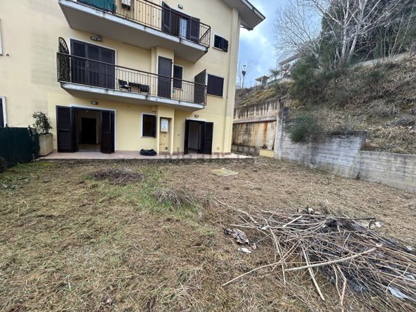 appartamento in vendita a Perugia in zona Montelaguardia