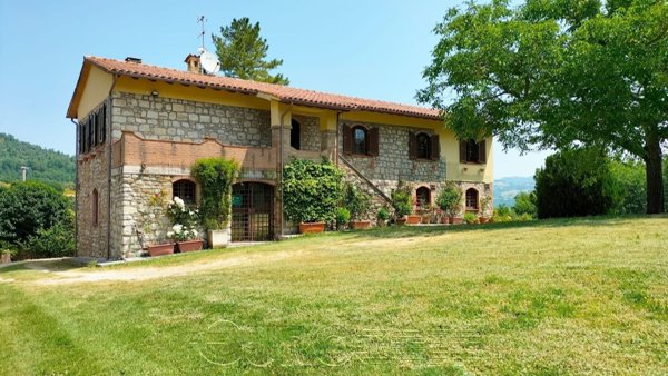 casa indipendente in vendita a Perugia in zona Centro Città