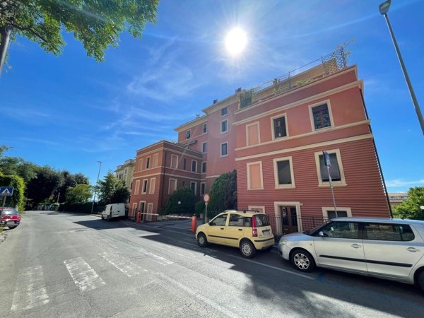 appartamento in vendita a Perugia in zona XX Settembre